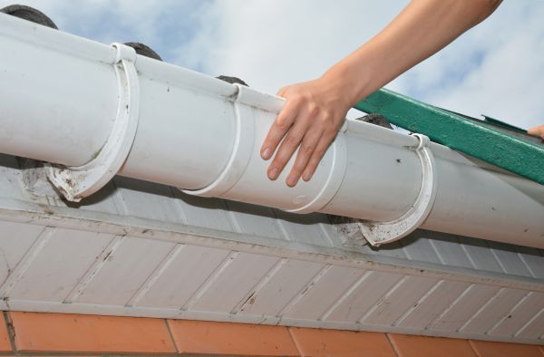 Gutter Reattachment in Mocksville