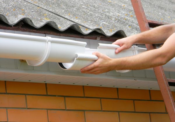Gutter Hanging in Mocksville